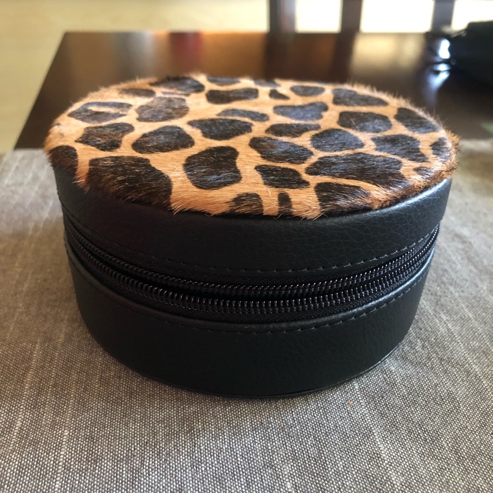 Gump’s Travel Jewelry Case